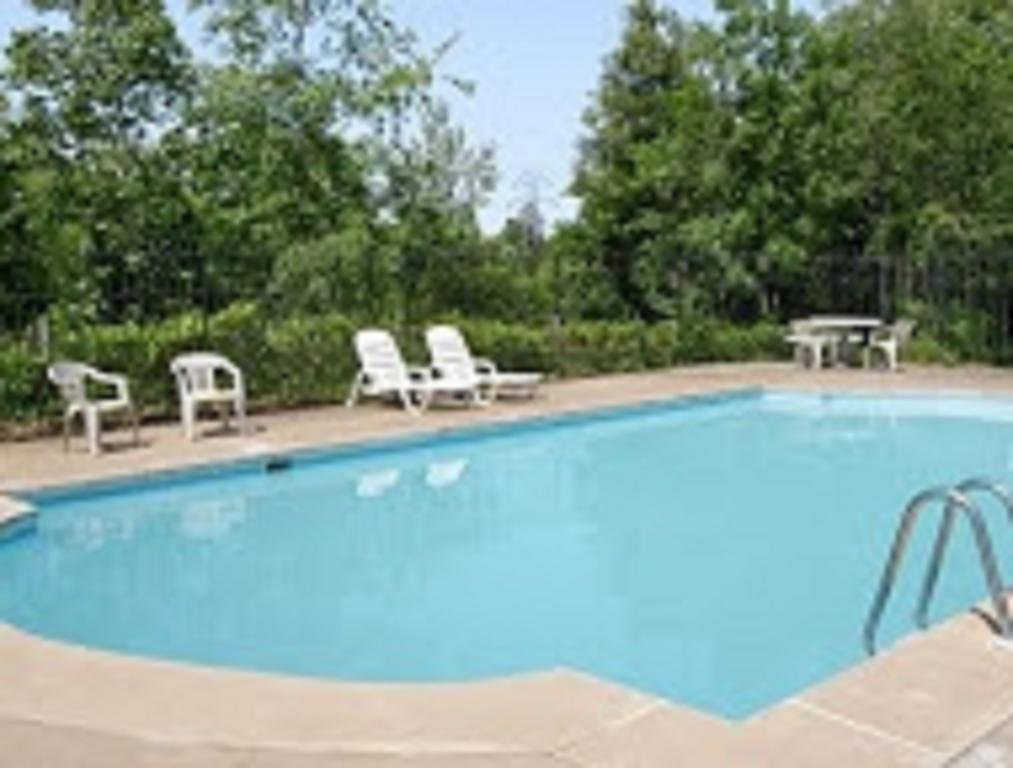 Town And Country Inn Suites Spindale Extérieur photo